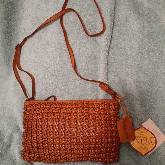 Real Leather Crossbody shoulder bag made in India - Picture 5 of 5